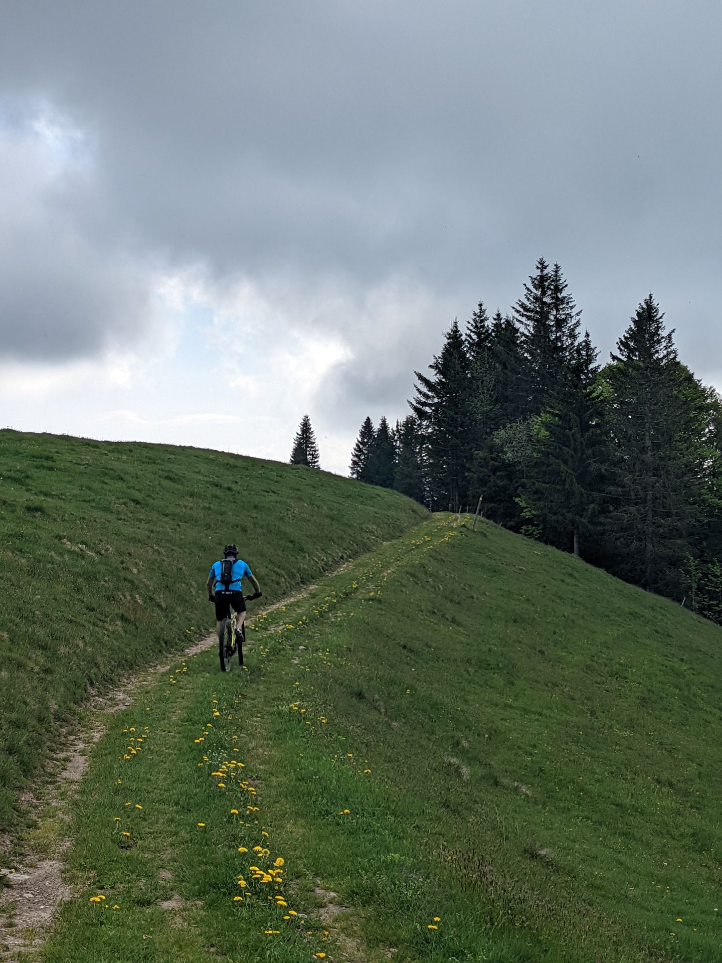 Richtung Oberänzi